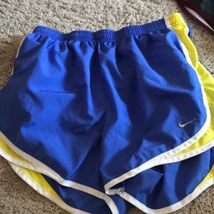 nike shorts